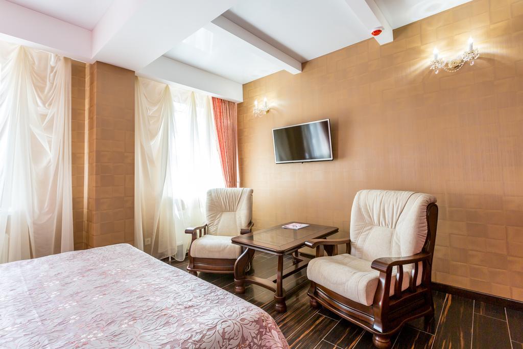 Hotel Premier นิปโปรเซอร์เซียนสกาย ภายนอก รูปภาพ